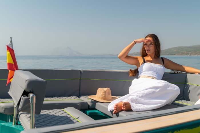 Gouden zonsondergang vanaf Sotogrande – 2 uur magie op zee