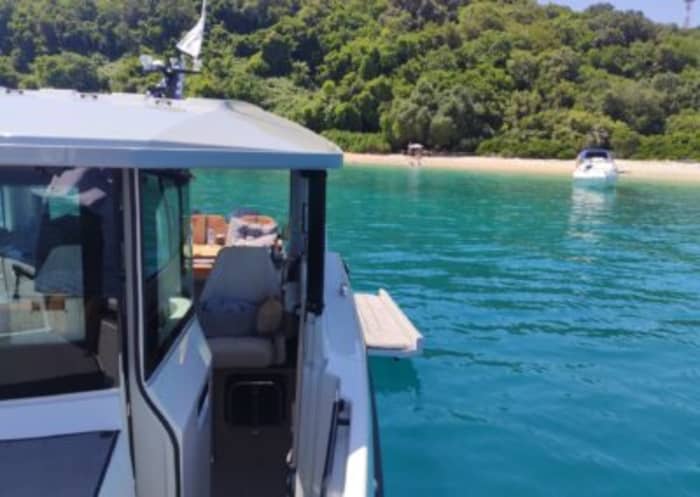 Paxos/Antipaxos & Blue Caves : Private Luxury Cruise