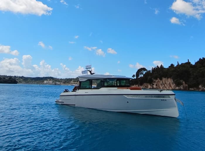 Paxos/Antipaxos & Blue Caves : Private Luxury Cruise