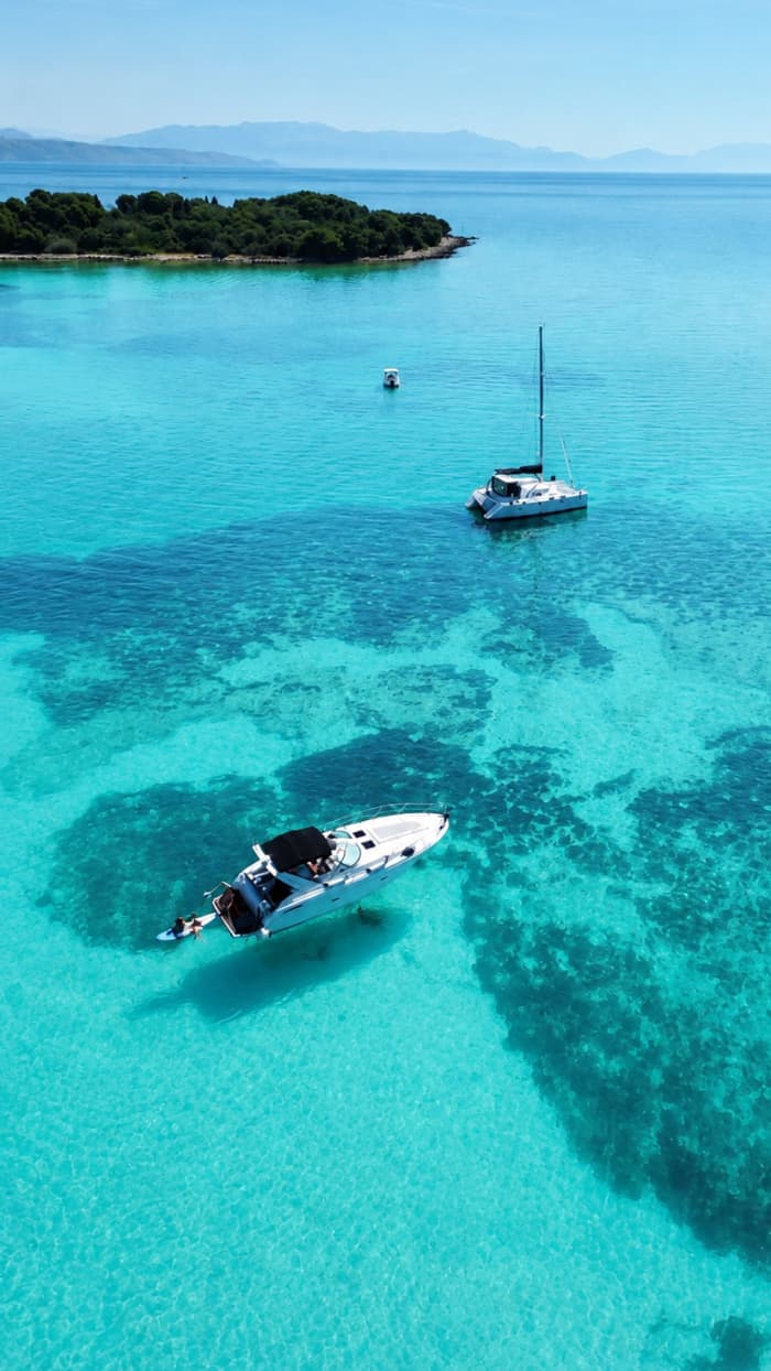 Full-Day Boat Tour: Blue Lagoon , Solta & Ciovo from Split