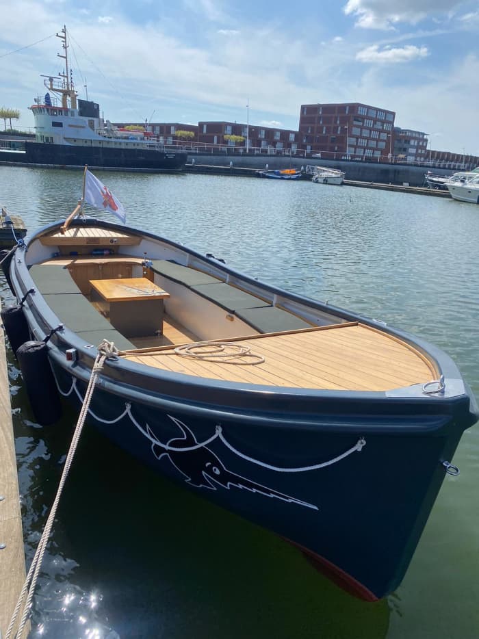 Relax on a 2h30 boat trip in Rotterdam
