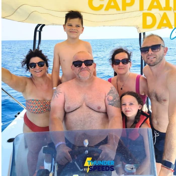 **Privé speedboot voor dolfijnen- en snorkeltocht - Hurghada - Tot 10 gasten - 460 euro**