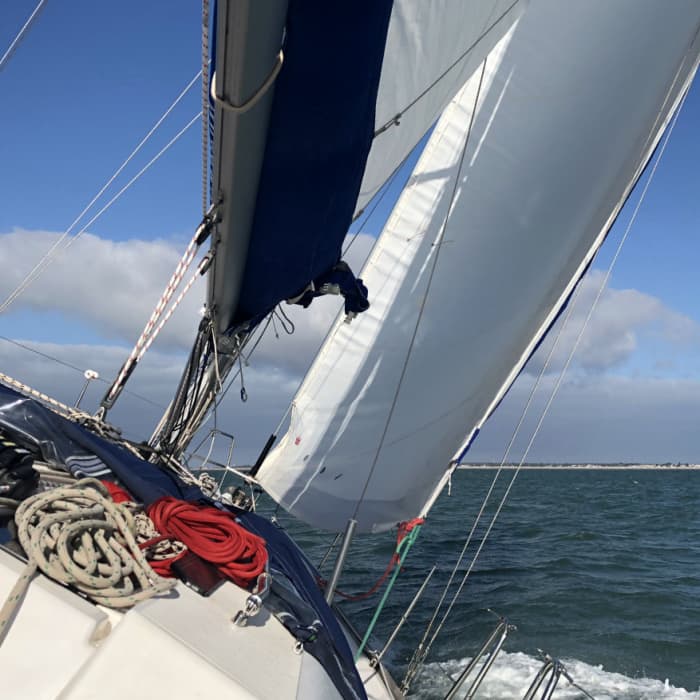 Ganztägiger Segelbootverleih in La Rochelle