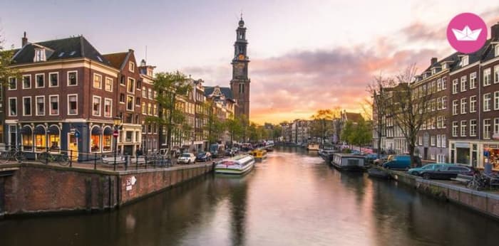 UNIQUE CANAL TOUR BY BOAT