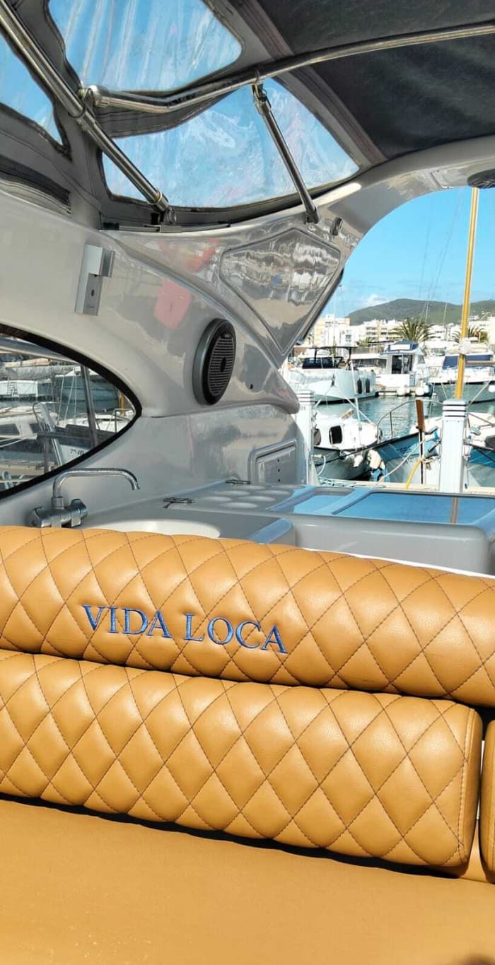 Beleef de mediterrane droom: een complete dag op Ibiza