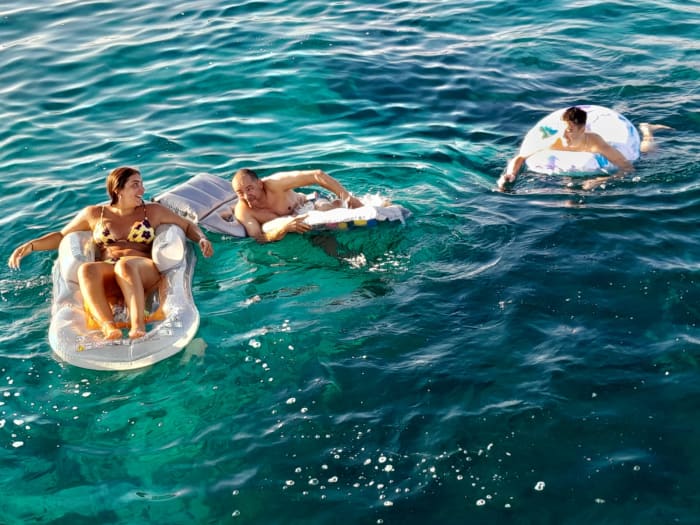 Palma Bay Serenity: 2-Hour Teatime Escape from La Lonja