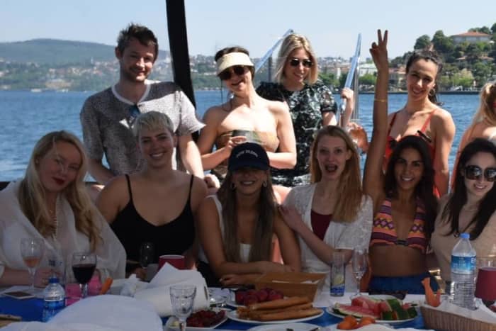 Private Swimming Tour Including Refreshments