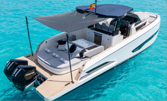 Boat trip around Es Vedrà and secret coves (Southwest of Ibiza)