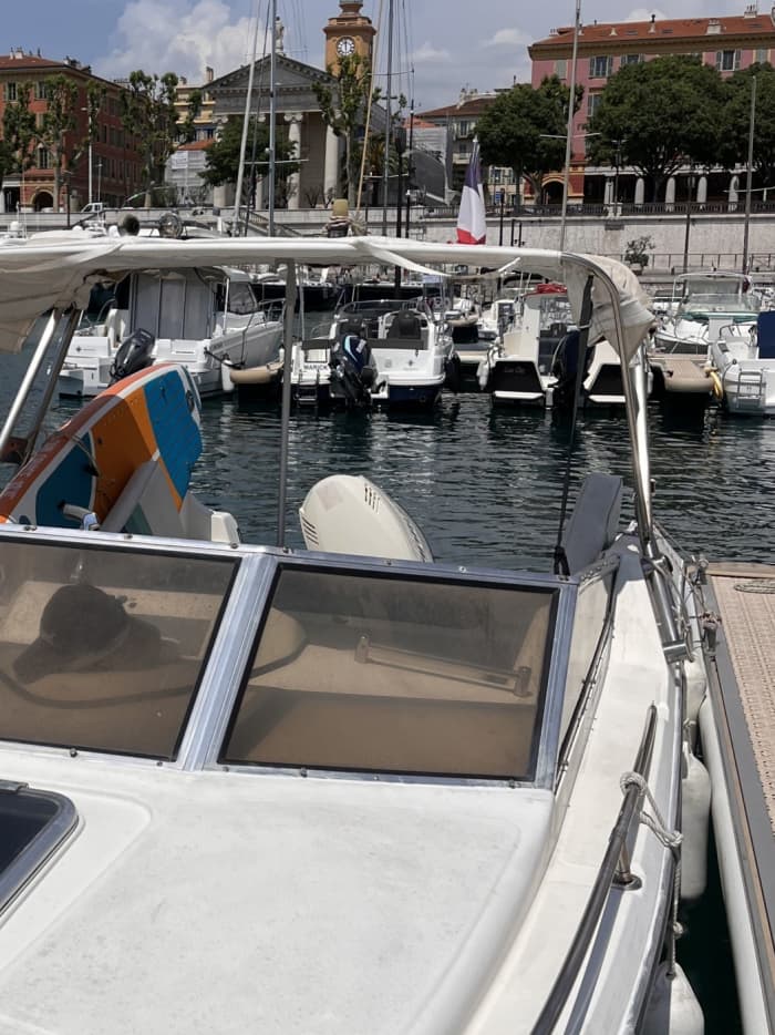 Discover Nice on a full-day motorboat trip