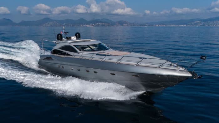 8h de Luxe & Design au Vieux Port de Cannes