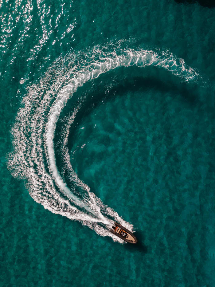 Prenez une demi-journée pour vous détendre sur un bateau à moteur à Ios