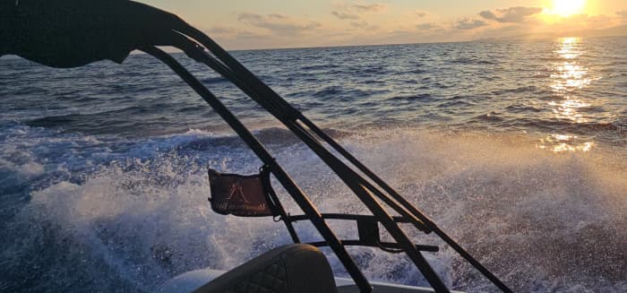 * Transferts maritimes VIP vers les îles LEFKADA et MEGANISI *