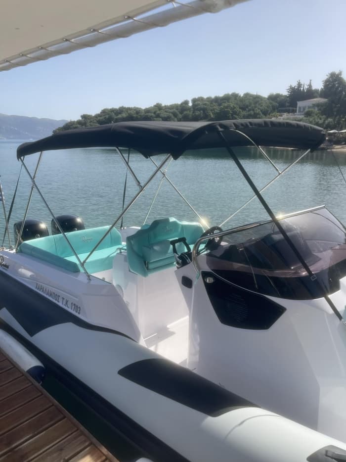 One day around Corfu: Enjoy 9h of discovery on a motorboat