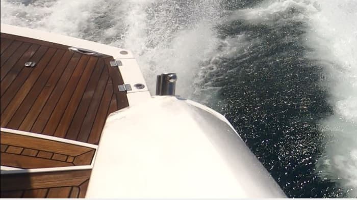 Votre escapade VIP à Gdynia : une excursion de 4 h en yacht à moteur