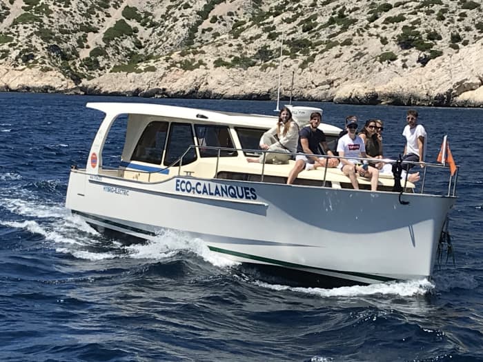The Calanques from a different perspective: a day aboard a hybrid-electric vehicle