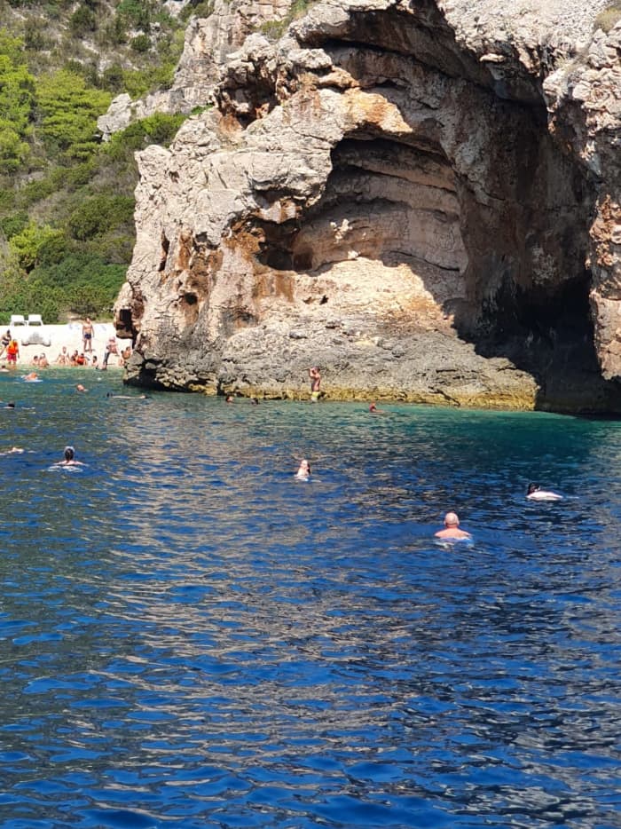 Excursión privada a la Cueva Azul desde Split con Mirakul 40