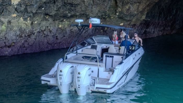 Cruzeiro matinal saindo de Vilamoura – 3 horas de relaxamento, vistas panorâmicas e diversão à beira-mar