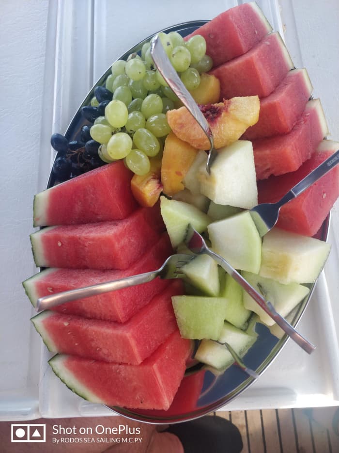 3 bays full day 6hrs cocktail-lunch- fresh fruits!