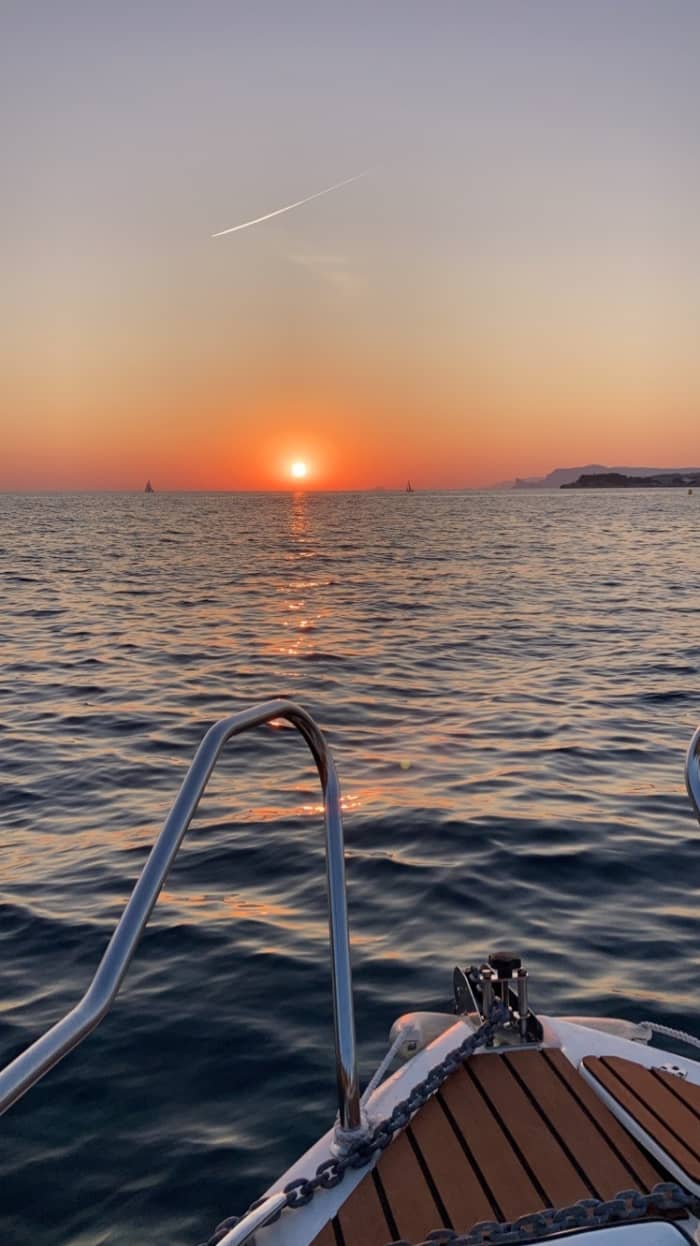 Profitez d'une demi-journée en bateau à moteur à Bandol