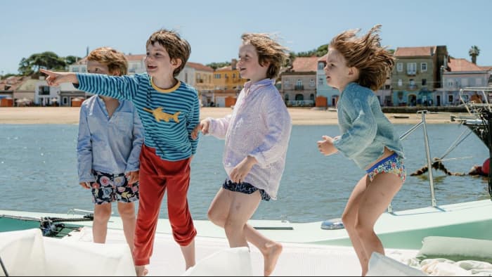 O melhor de Lisboa está na água: Seu dia inteiro privativo em um catamarã.