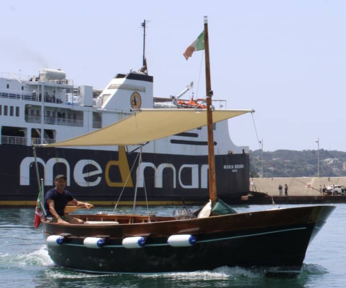 4 uur in Casamicciola Terme: Huur een motorboot en geniet