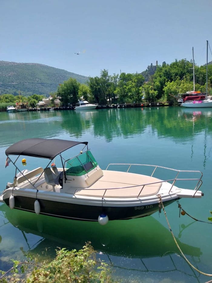 Half-day boat trip in Dubrovnik on a motorboat
