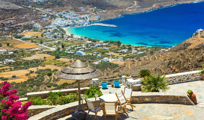 Croisière privée d'une journée à Amorgos – Eaux bleues profondes et charme insulaire