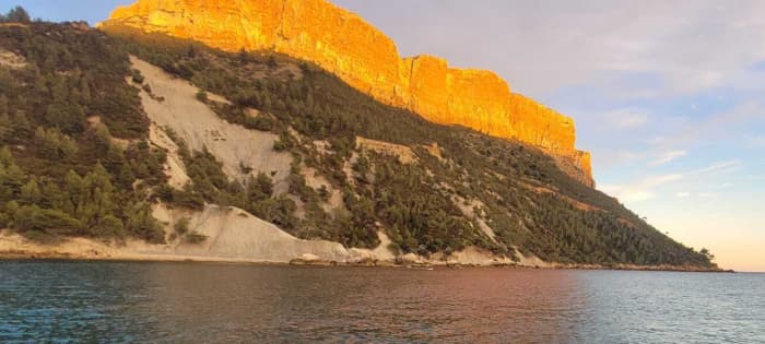 Van Cassis naar Marseille: bezoek aan de Calanques + zwemmen onder de hoogste zeeklif van Frankrijk