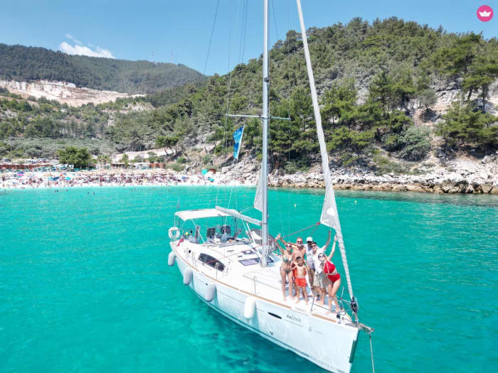 Een dagtocht zeilen op Thasos.