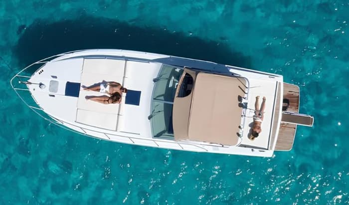 Private yacht tour of the La Maddalena Islands