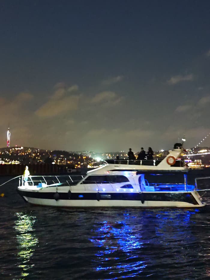 Silvester am Bosporus: Ihre individuelle Yachtparty