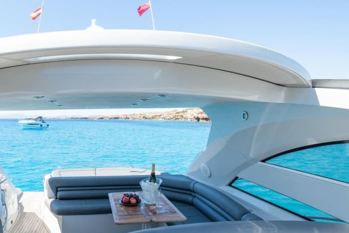 Von Ibiza nach Formentera: Müheloses mediterranes Lebensgefühl