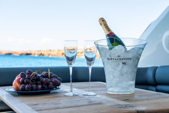 Von Ibiza nach Formentera: Müheloses mediterranes Lebensgefühl