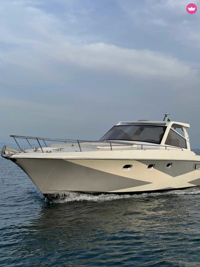 Särskilda halvdagsevenemang på Ferretti 38