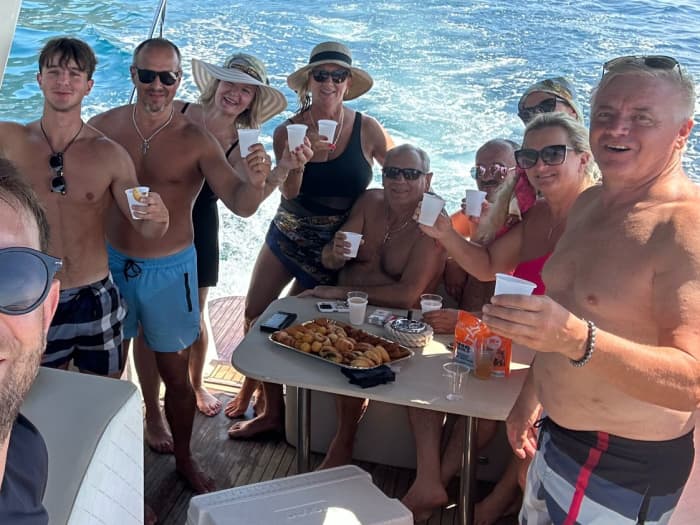 Särskilda halvdagsevenemang på Ferretti 38