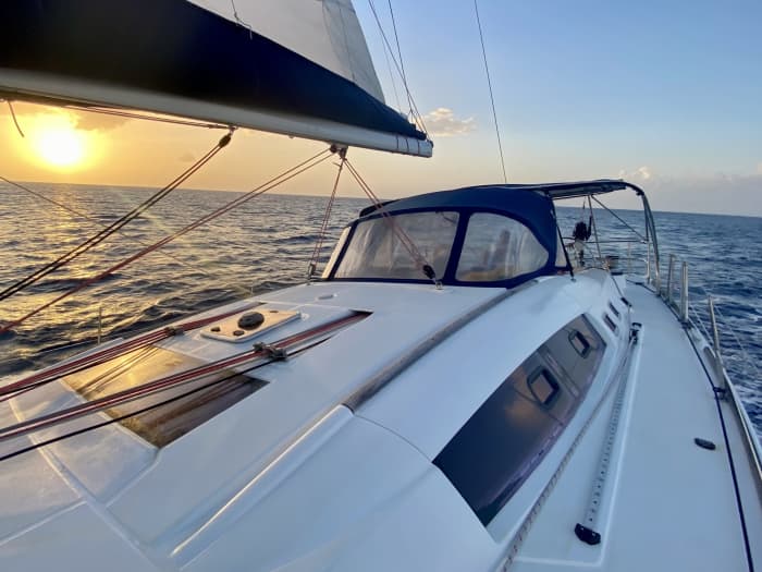 Make every moment count: A full day of sun around Le Marin on a sailboat
