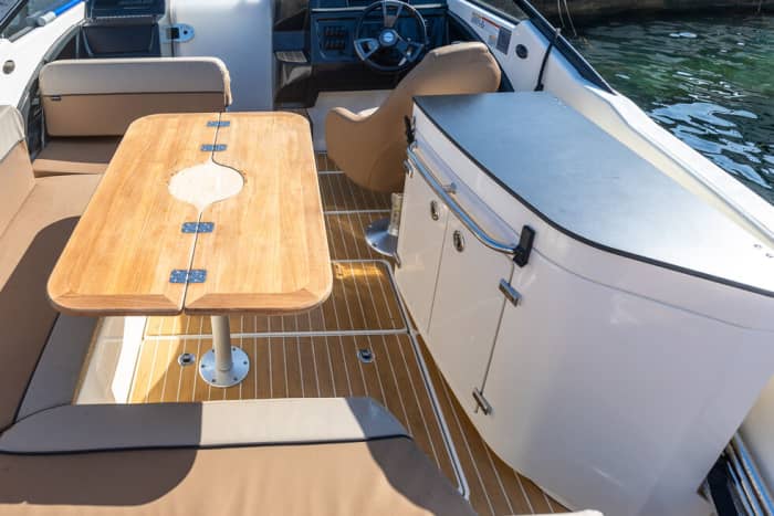Boat rental in Hyères
Quicksilver - Day cruiser 7.55