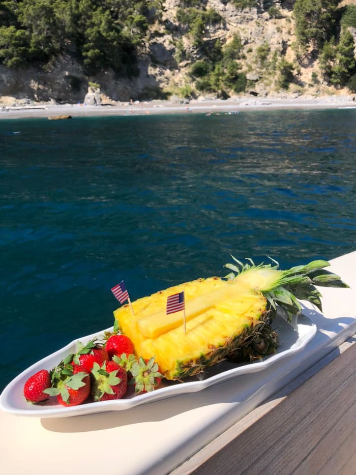 Amalfi to Capri Boat Tour – Island Cruise, Positano & Swimming
