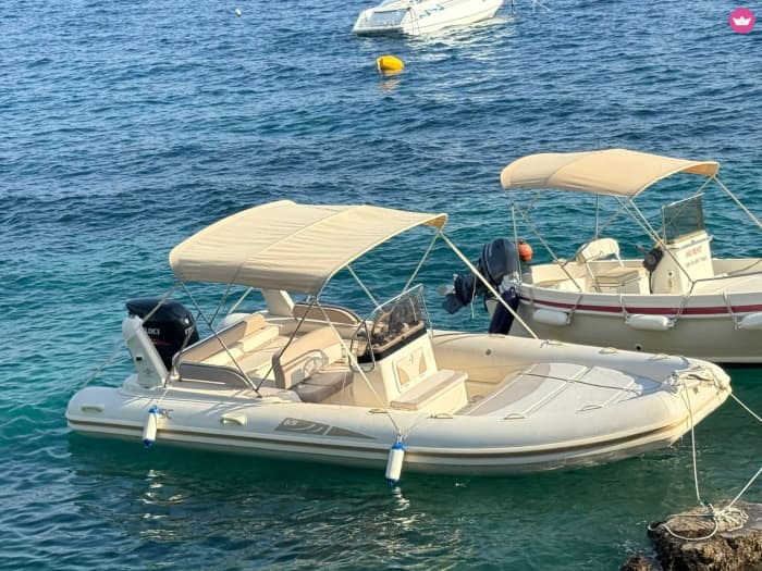 Turquoise Escape – Zuidkust van Hvar & Pakleni-eilanden