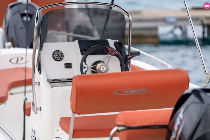 Ganztägige individuelle Kreuzfahrt zur Anthony Quinn Bay