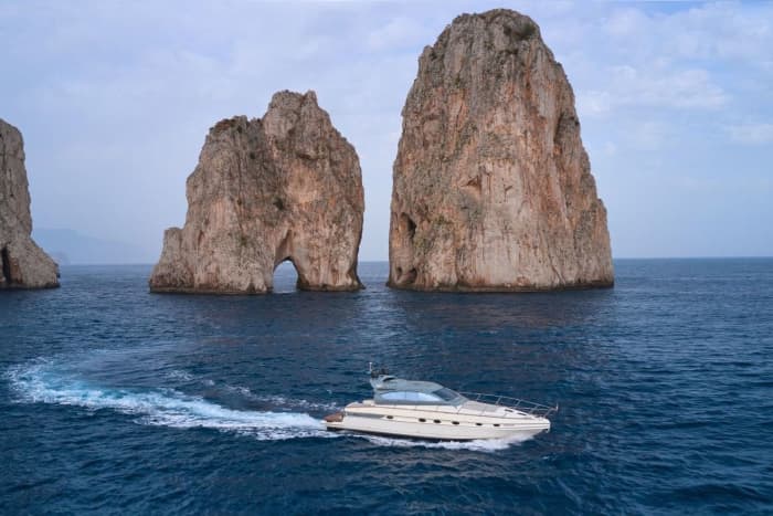Sorrento Sunset in Style: Aboard a Luxury Yacht
