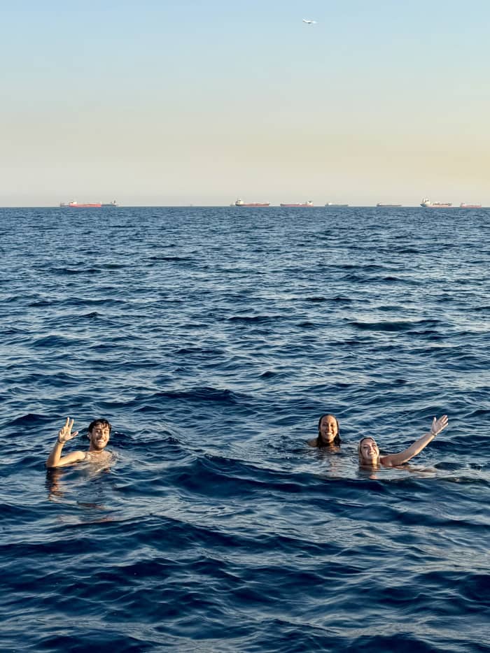Excursão de meio dia (4h): Descubra a magia do litoral de Barcelona