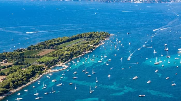 A relaxing day among the Lérins Islands