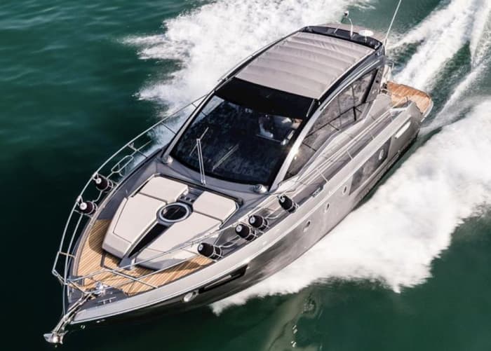 Day at sea from Saint-Tropez – Sailing & swimming