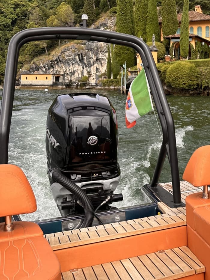 Your day on Lake Como: rent a motorboat for a full day of discovery