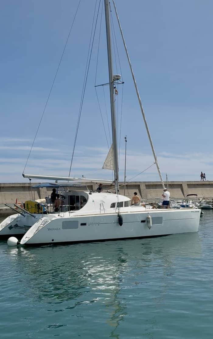 6-Hour Tour: Private Catamaran from Benalmádena