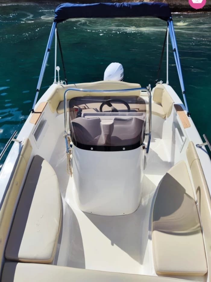 Mallorca Hidden Coves: Full-Day Boat Experience from Andratx