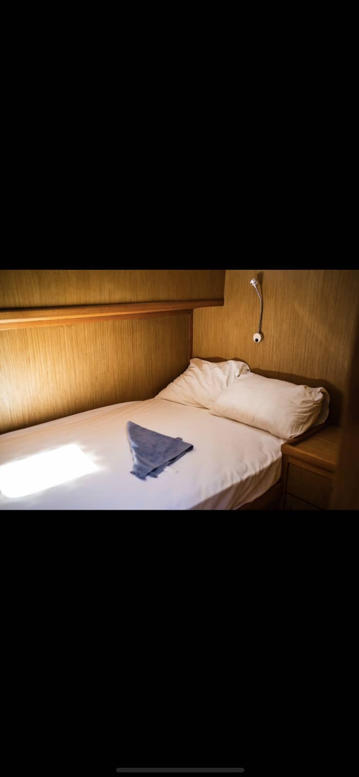 Découverte de Bodrum en première classe : profitez d’une expérience de 2 h 45 à bord d’une goélette.