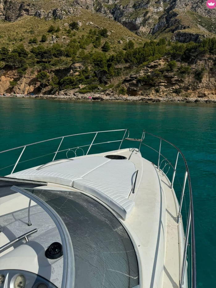 Rustig Mediterraans Leven – Een Dag Om Te Drijven, Zwemmen & Ontspannen
