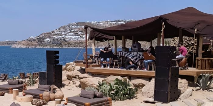 Plages et bonheur – Une journée le long de la côte emblématique de Mykonos